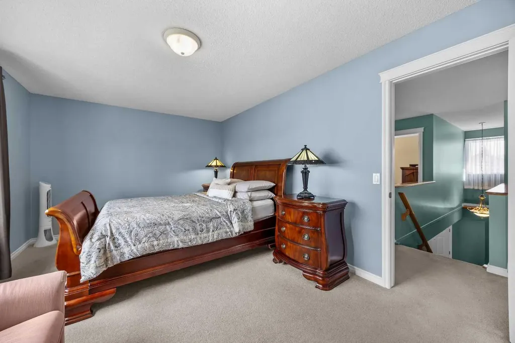 11178 Hidden Valley Drive NW Calgary AB T3A 6C7