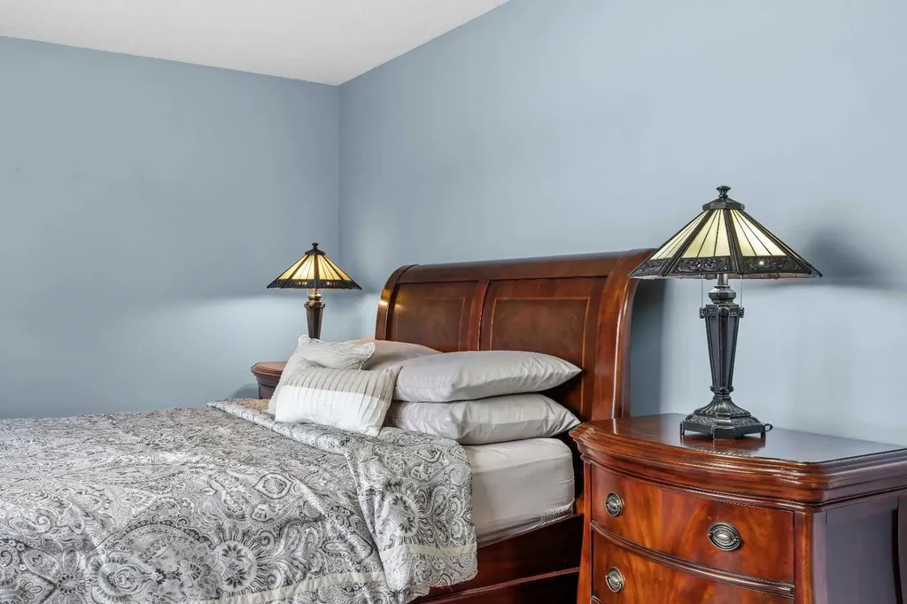 11178 Hidden Valley Drive NW Calgary AB T3A 6C7