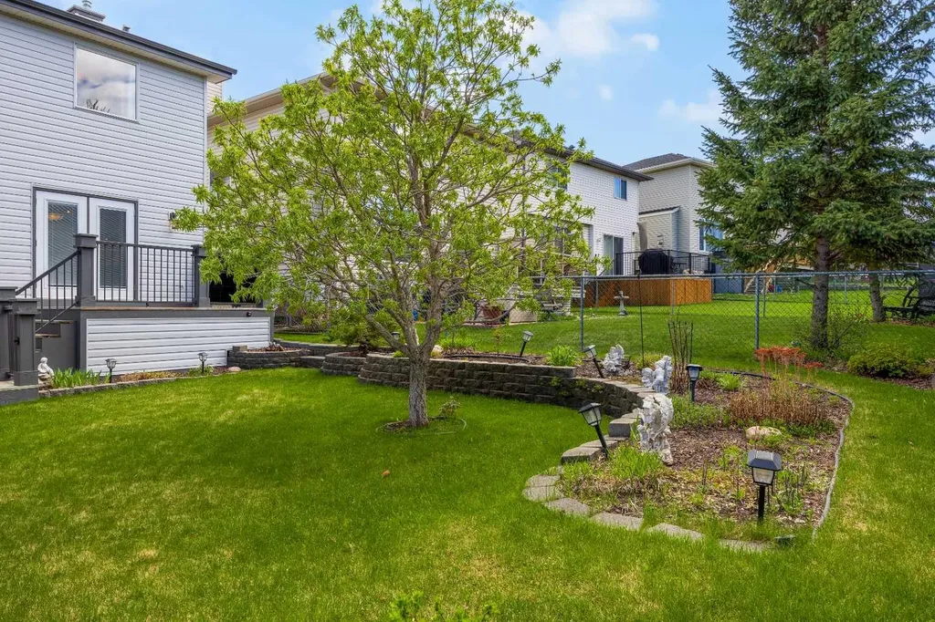 11178 Hidden Valley Drive NW Calgary AB T3A 6C7