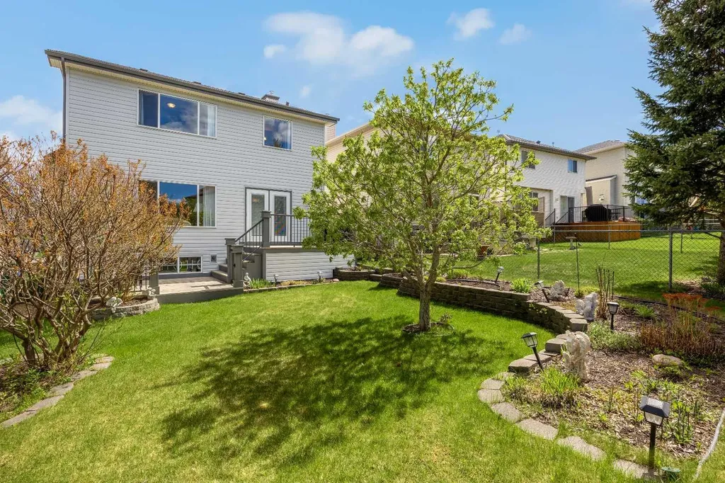 11178 Hidden Valley Drive NW Calgary AB T3A 6C7