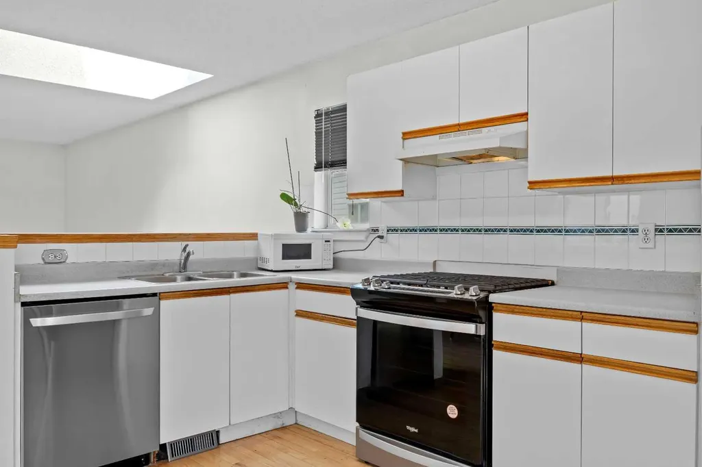 242 Hidden Spring Mews NW Calgary AB T3A 5N3