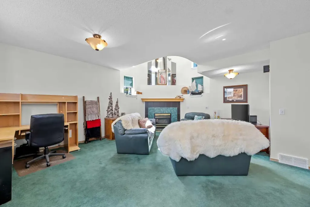 242 Hidden Spring Mews NW Calgary AB T3A 5N3