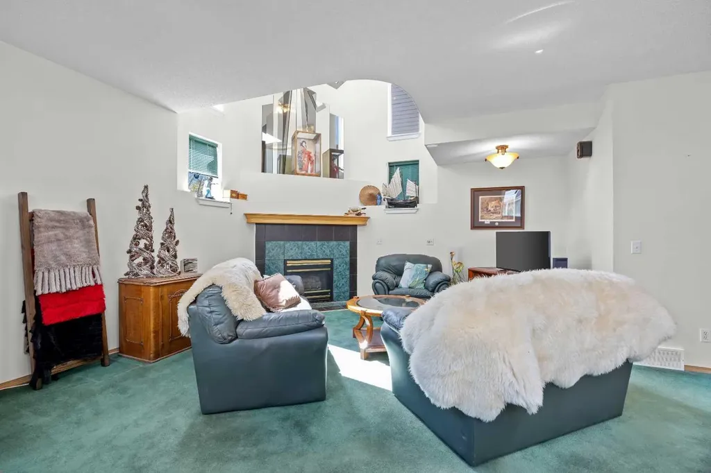 242 Hidden Spring Mews NW Calgary AB T3A 5N3