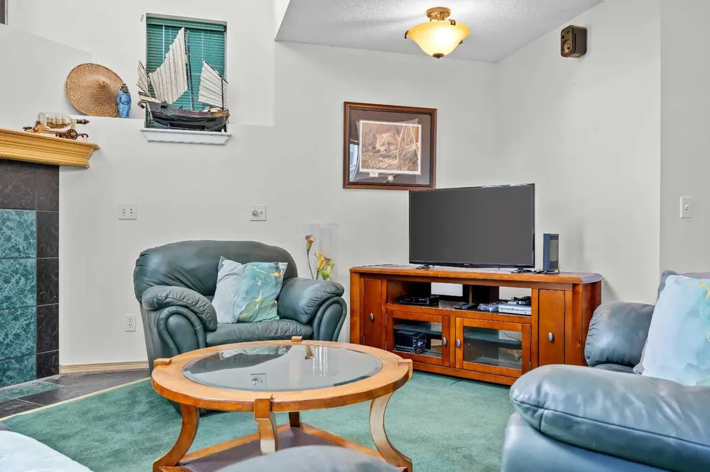 242 Hidden Spring Mews NW Calgary AB T3A 5N3