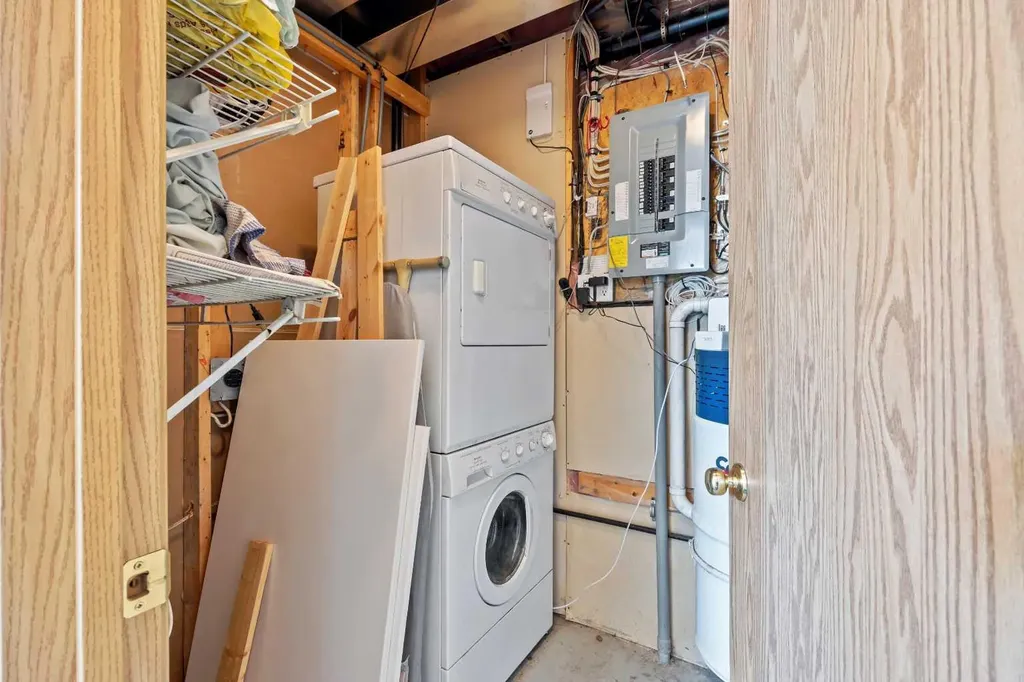 242 Hidden Spring Mews NW Calgary AB T3A 5N3