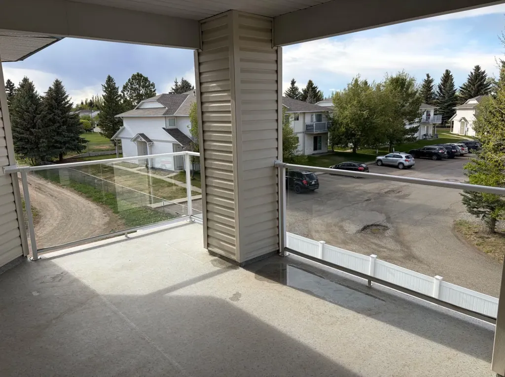 23 Chilcotin Lane W Lethbridge AB T1K 7S2