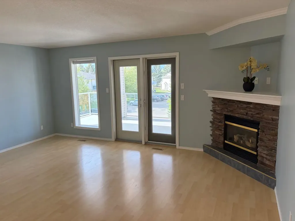23 Chilcotin Lane W Lethbridge AB T1K 7S2