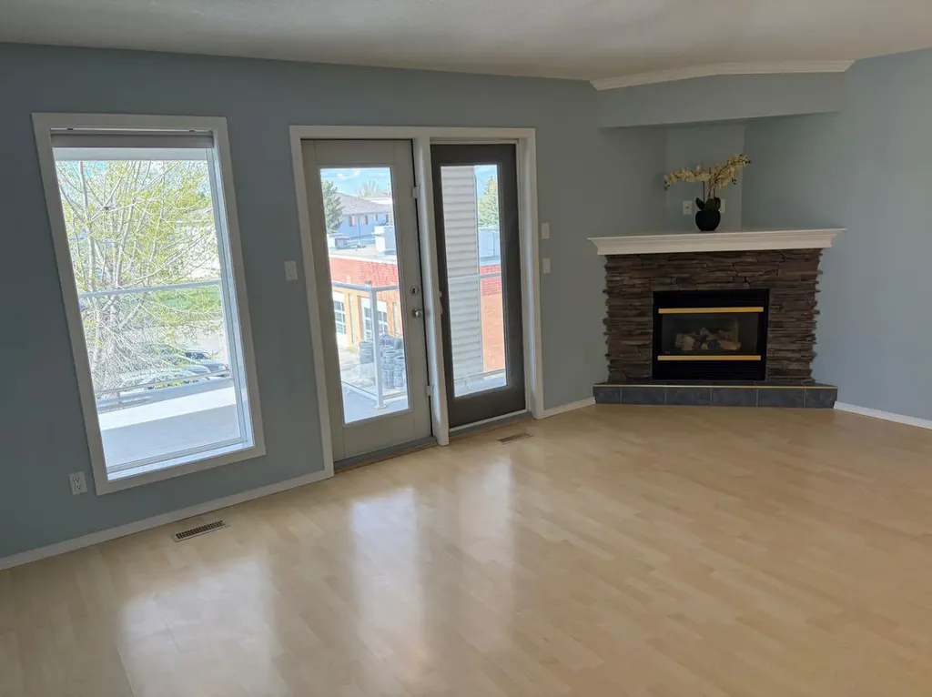 23 Chilcotin Lane W Lethbridge AB T1K 7S2
