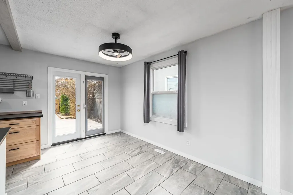 5207 5 Avenue SE Calgary AB T2A4X9