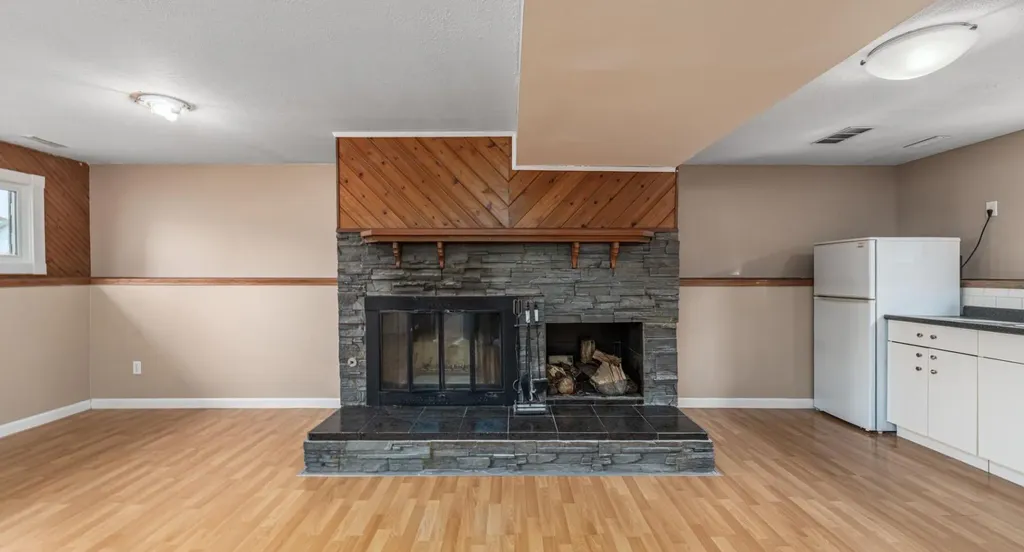 5207 5 Avenue SE Calgary AB T2A4X9