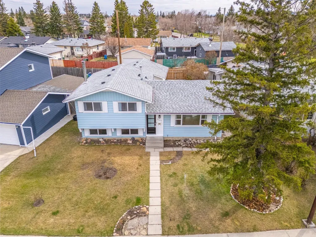 5207 5 Avenue SE Calgary AB T2A4X9