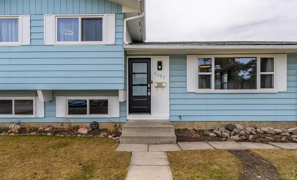 5207 5 Avenue SE Calgary AB T2A4X9