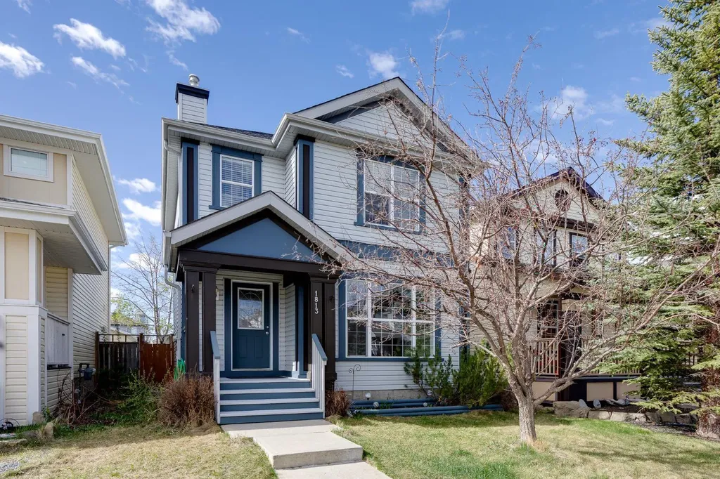 1813 Sagewood Link SW Airdrie AB T4B 3B3