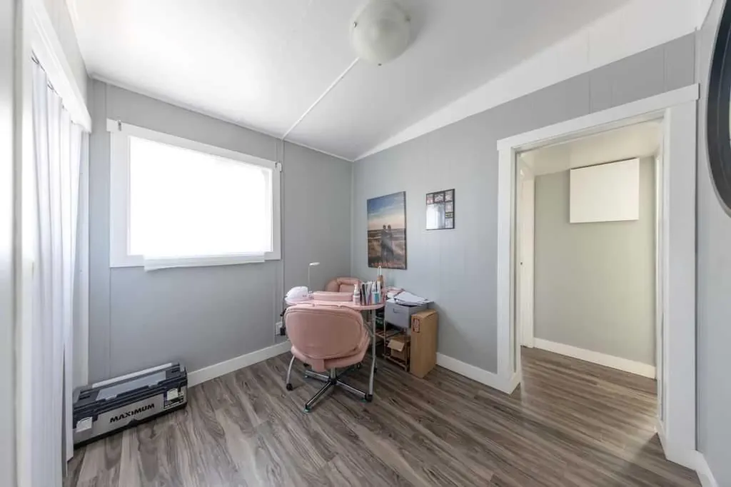 5308 57 Street Lloydminster AB T9V2A3