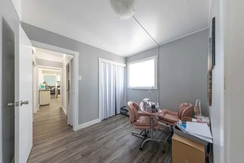 5308 57 Street Lloydminster AB T9V2A3
