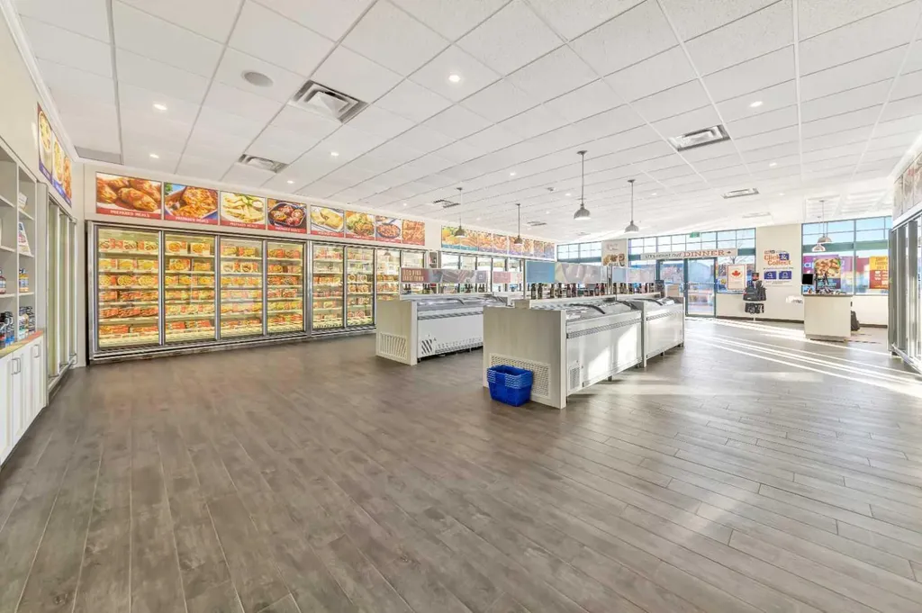 7303 44 Street Lloydminster AB T9V 2X1
