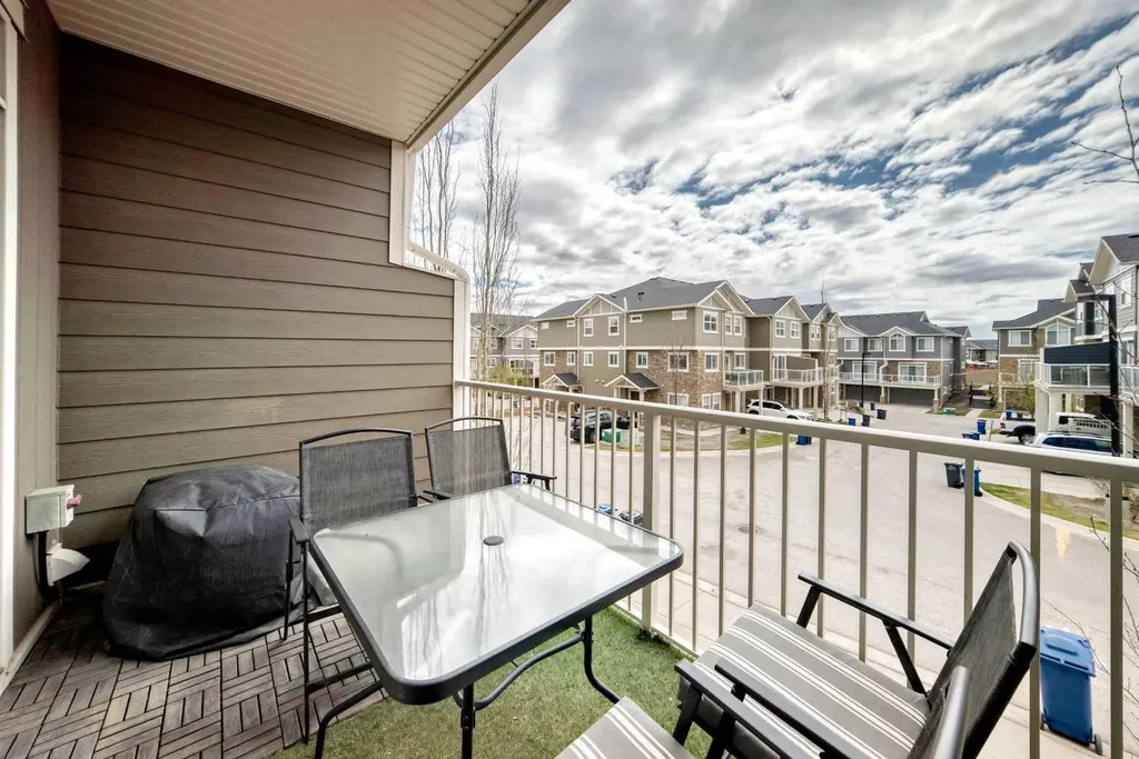 1651 Symons Valley Parkway NW Calgary AB T3P 0R9