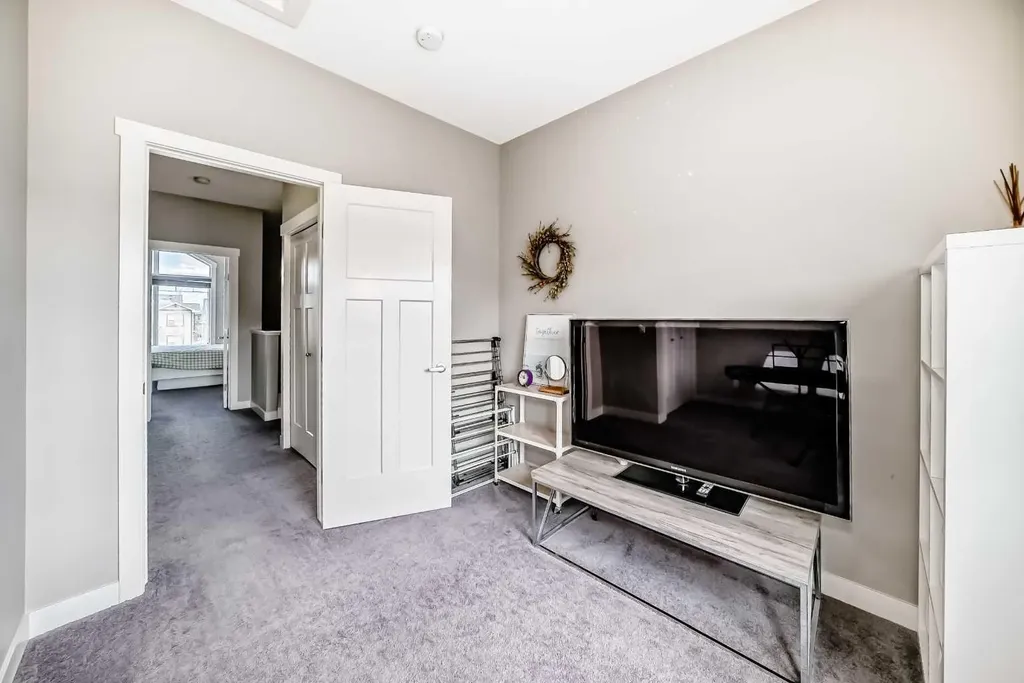 1651 Symons Valley Parkway NW Calgary AB T3P 0R9
