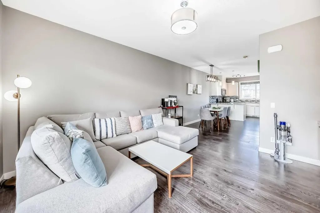 1651 Symons Valley Parkway NW Calgary AB T3P 0R9