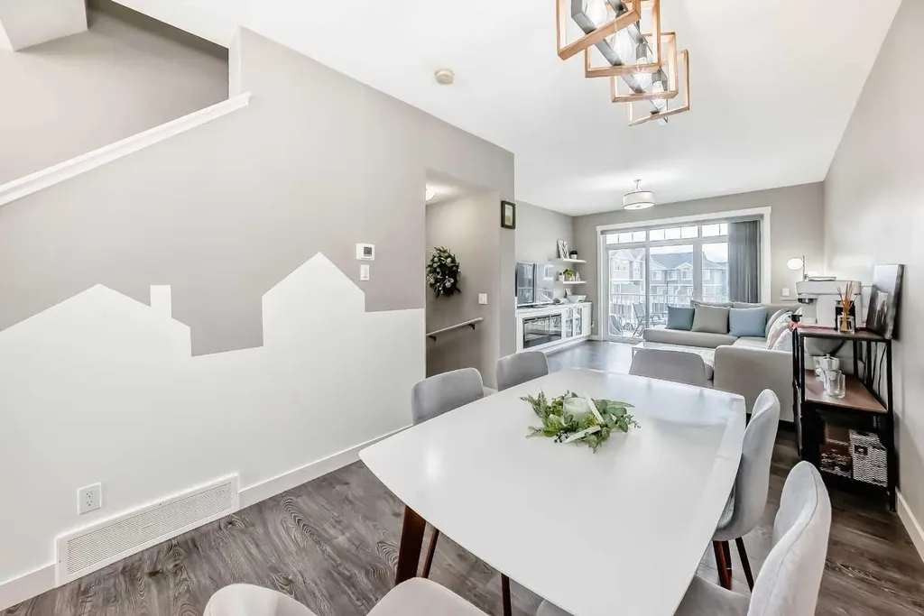 1651 Symons Valley Parkway NW Calgary AB T3P 0R9