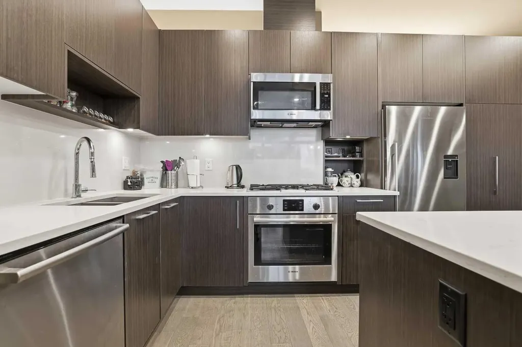 88 9 Street NE Calgary AB T2E 4E1