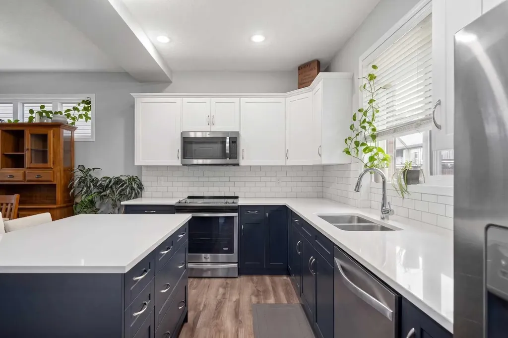 39 Heritage Boulevard Cochrane AB T4C 2M1