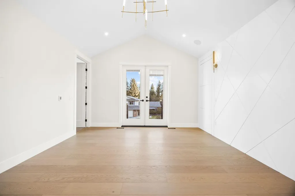620 Varsity Estates Crescent NW Calgary AB T3B 3C3