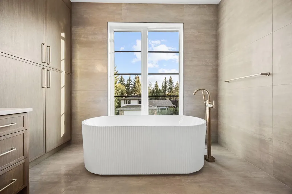 620 Varsity Estates Crescent NW Calgary AB T3B 3C3