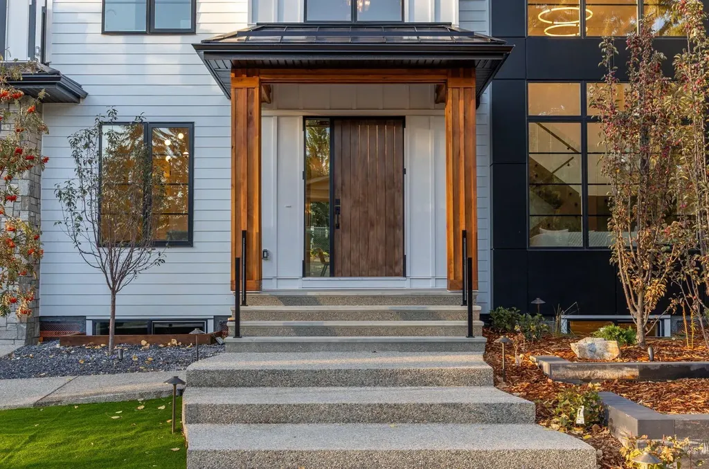 620 Varsity Estates Crescent NW Calgary AB T3B 3C3