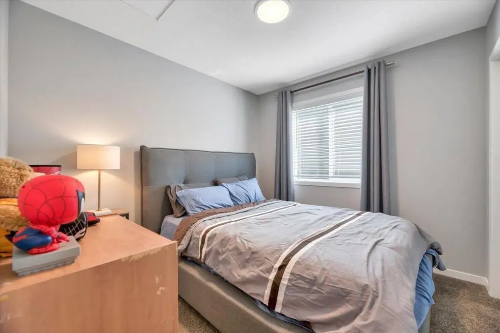 116 Lucas Street NW Calgary AB T3P 1R6