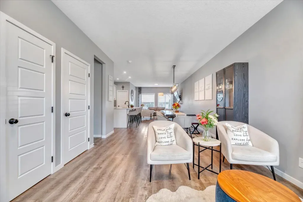 116 Lucas Street NW Calgary AB T3P 1R6