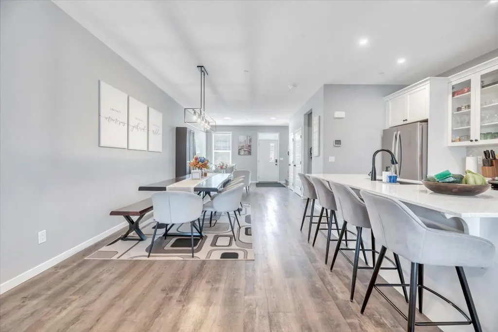 116 Lucas Street NW Calgary AB T3P 1R6