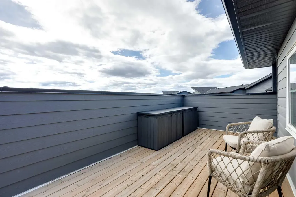 260 Rowley Way NW Calgary AB T3L 0H5