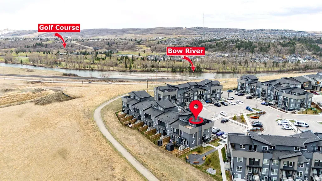 260 Rowley Way NW Calgary AB T3L 0H5