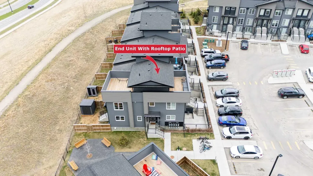 260 Rowley Way NW Calgary AB T3L 0H5