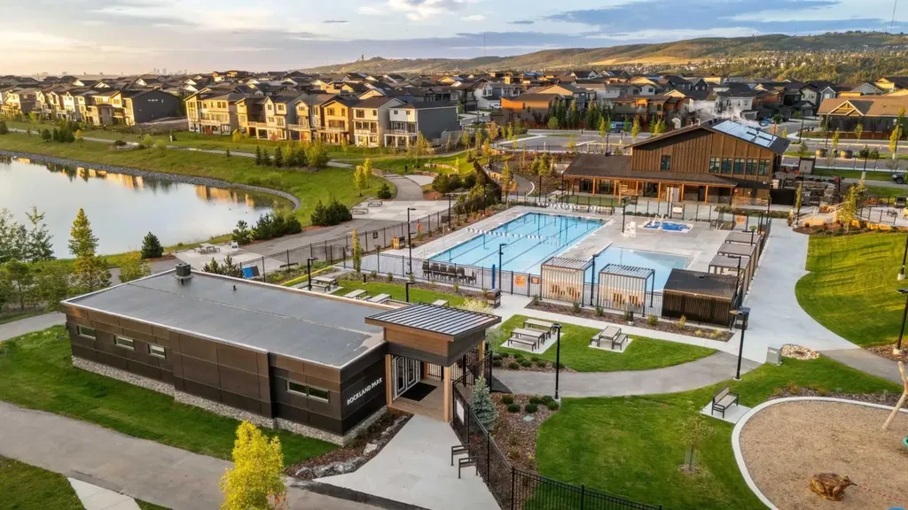 260 Rowley Way NW Calgary AB T3L 0H5