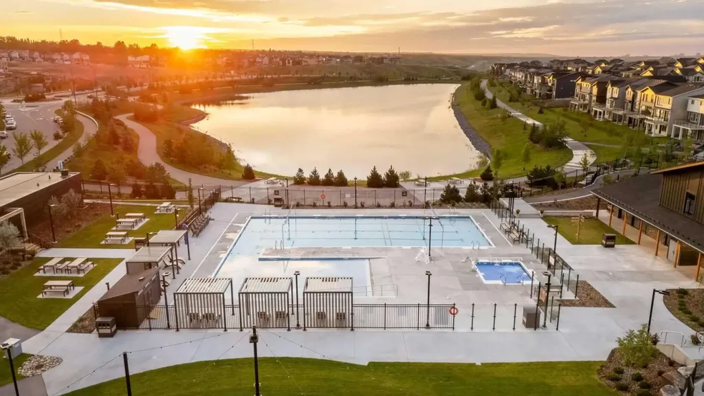 260 Rowley Way NW Calgary AB T3L 0H5