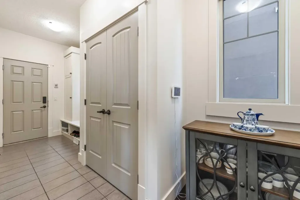 52 Aspen Summit Drive SW Calgary AB T3H 0E8