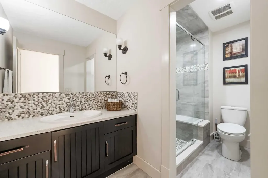 52 Aspen Summit Drive SW Calgary AB T3H 0E8