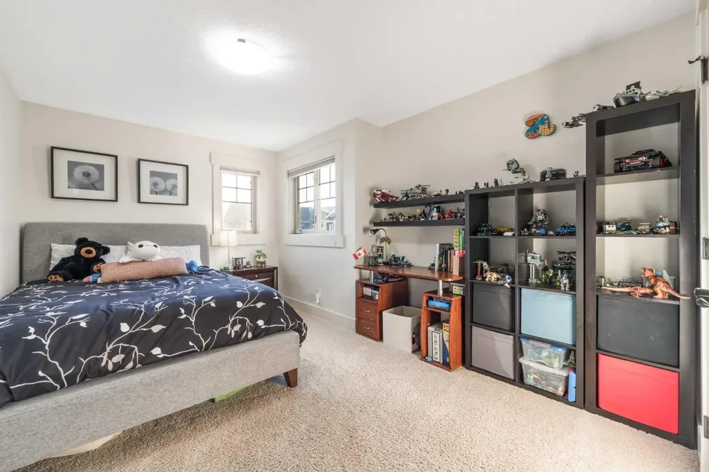 52 Aspen Summit Drive SW Calgary AB T3H 0E8
