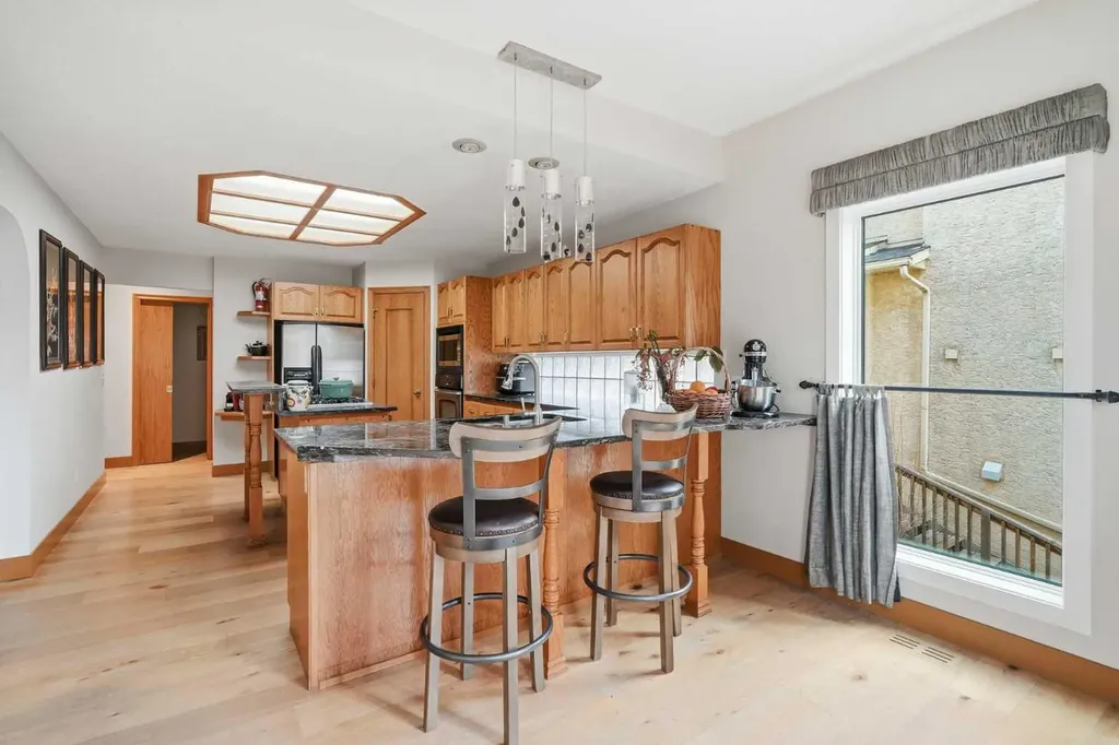 11516 Douglas Woods Rise SE Calgary AB T2Z1Z9