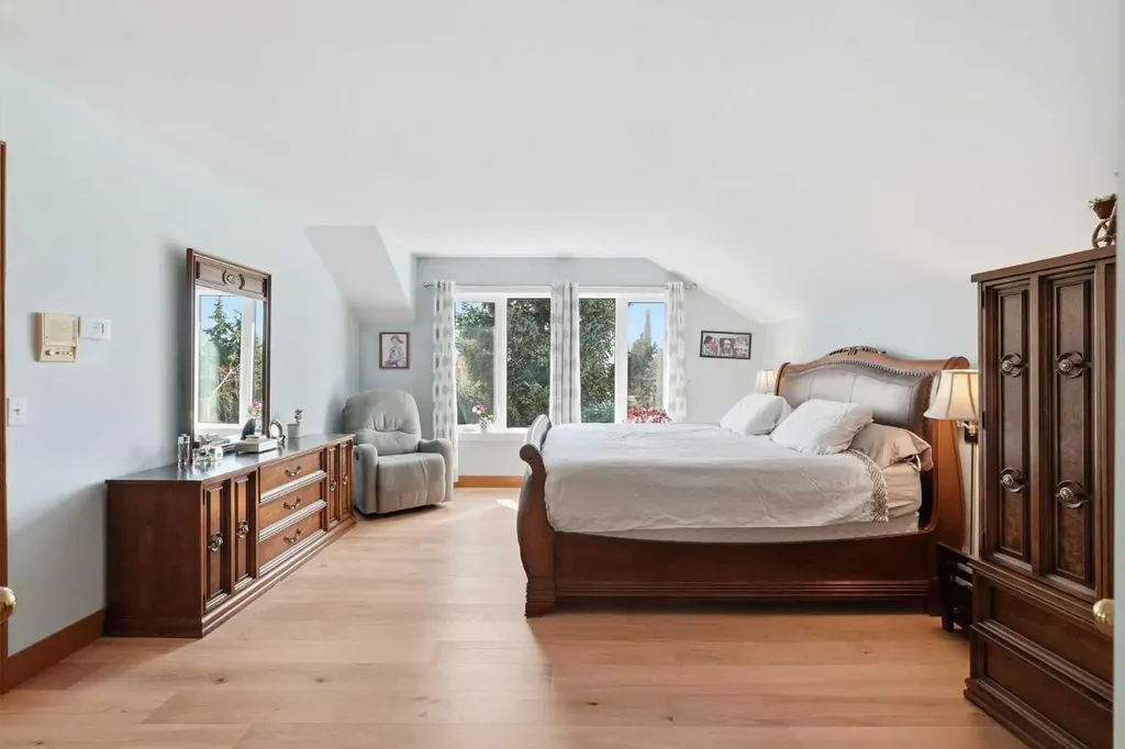 11516 Douglas Woods Rise SE Calgary AB T2Z1Z9