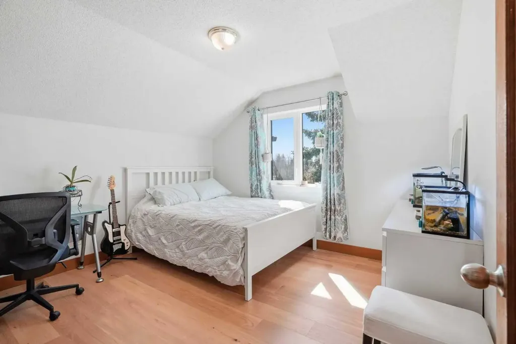 11516 Douglas Woods Rise SE Calgary AB T2Z1Z9