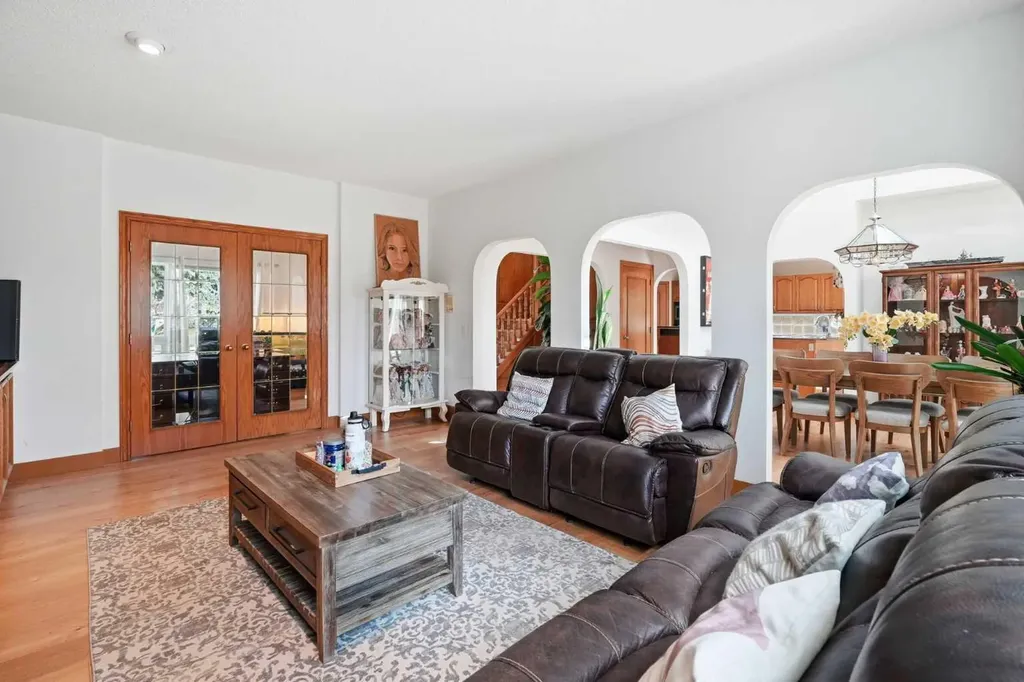 11516 Douglas Woods Rise SE Calgary AB T2Z1Z9