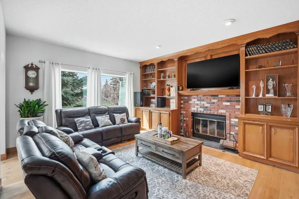 11516 Douglas Woods Rise SE Calgary AB T2Z1Z9