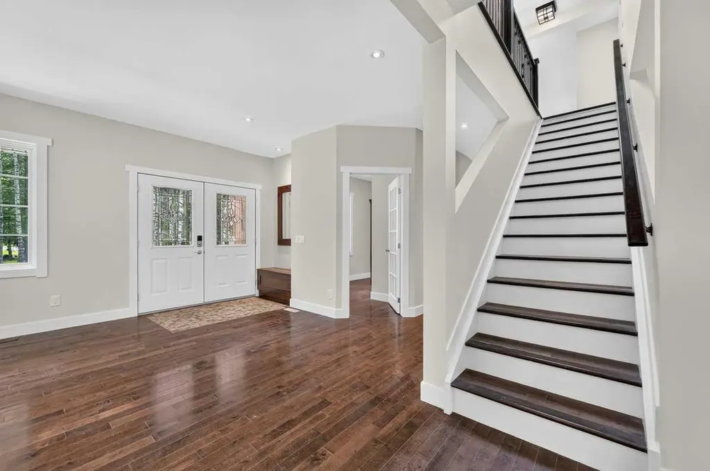 23 Highlands Boulevard Bragg Creek AB T0L 0K0