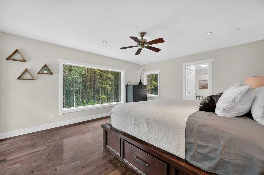 23 Highlands Boulevard Bragg Creek AB T0L 0K0