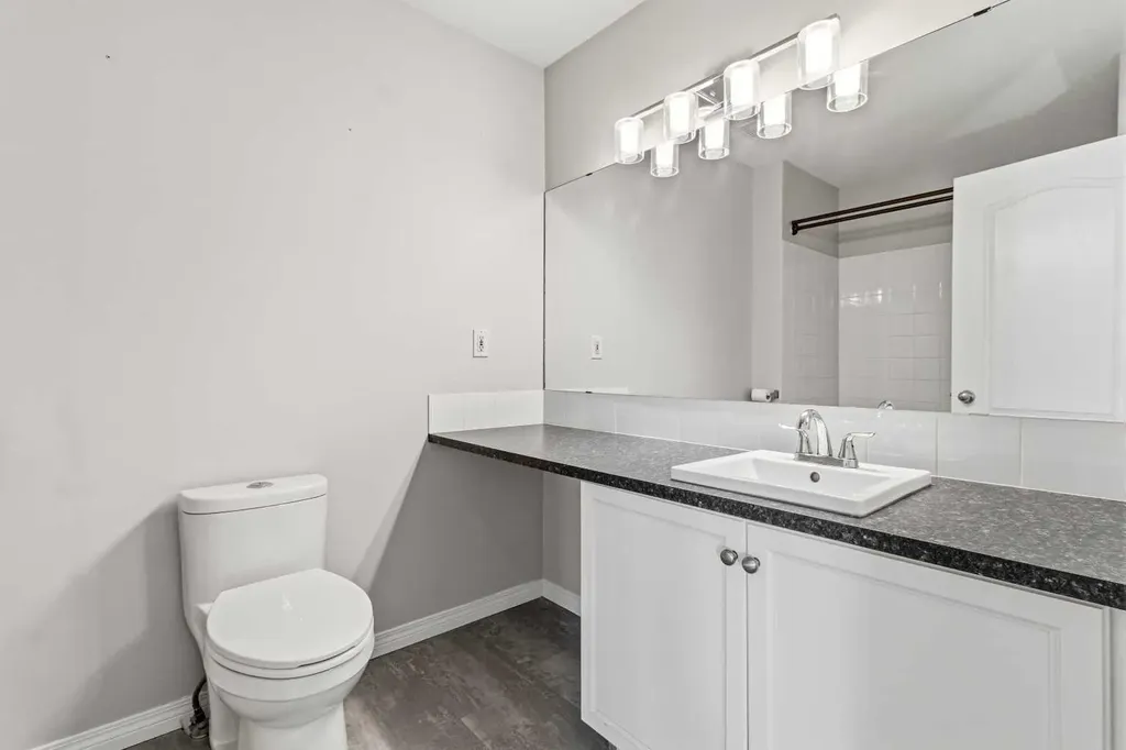 344 Drummond Avenue Red Deer AB T4R 3B6