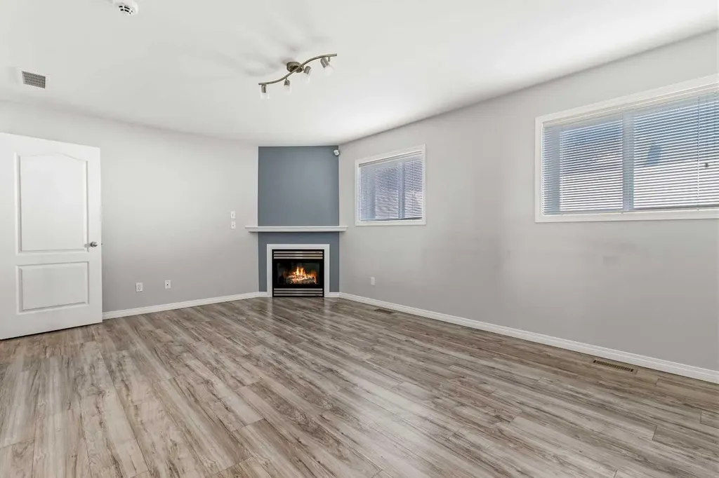344 Drummond Avenue Red Deer AB T4R 3B6
