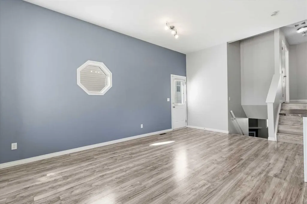 344 Drummond Avenue Red Deer AB T4R 3B6